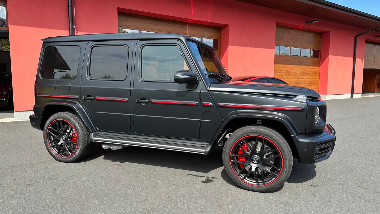 Mercedes-AMG G63 s tónovanými skly